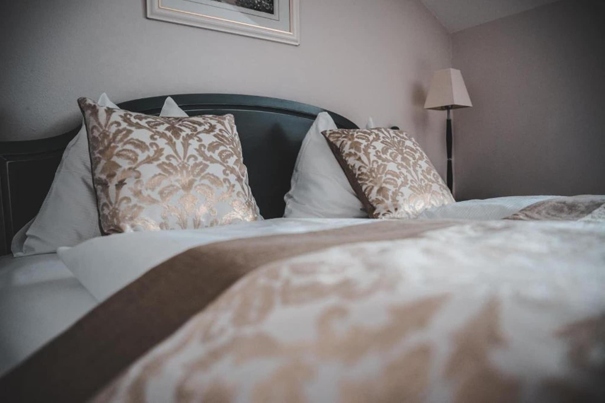 Cella Central Historic Boutique Hotel Τσελ αμ Ζέε Εξωτερικό φωτογραφία