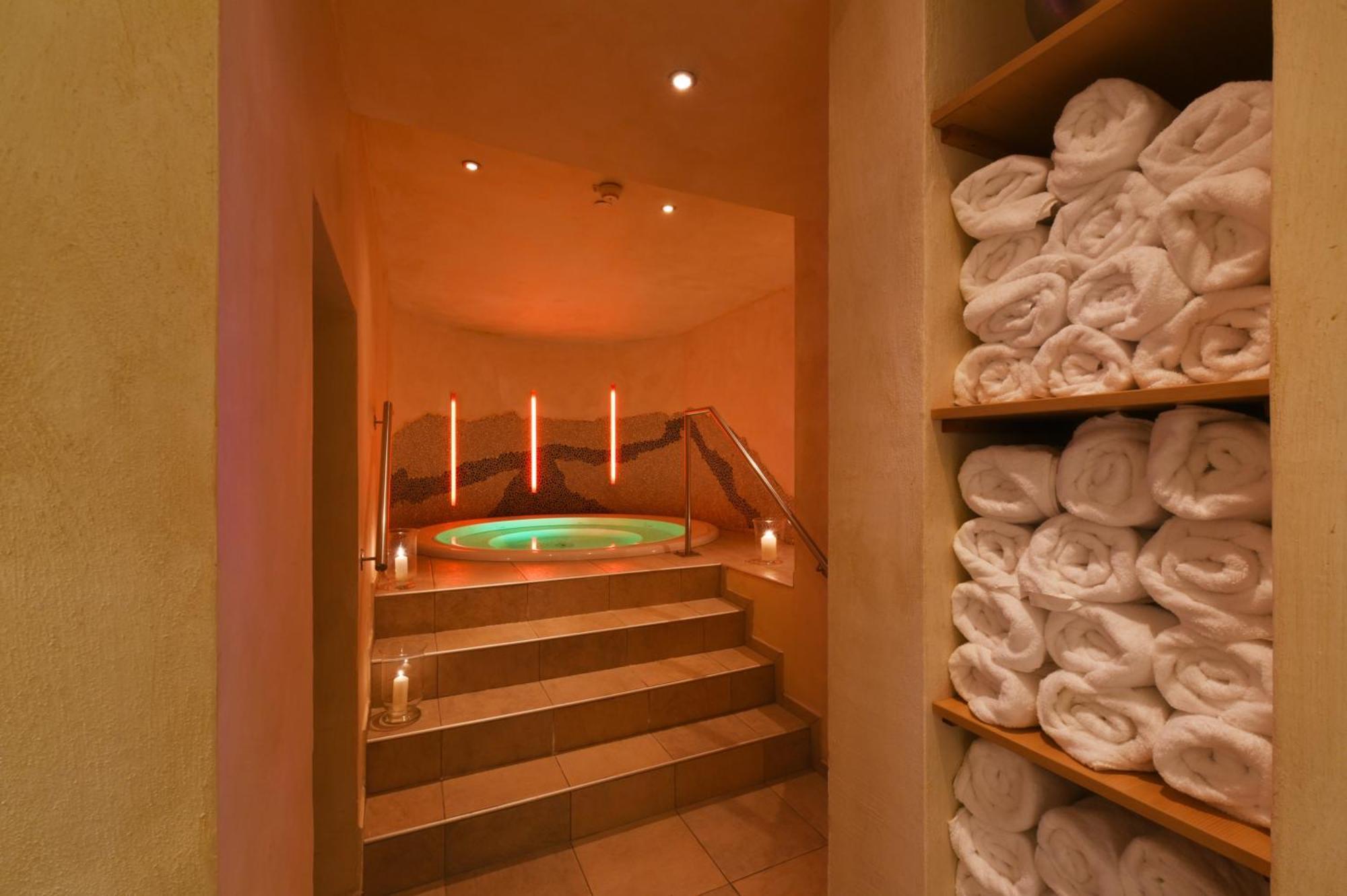 Cella Central Historic Boutique Hotel Τσελ αμ Ζέε Εξωτερικό φωτογραφία