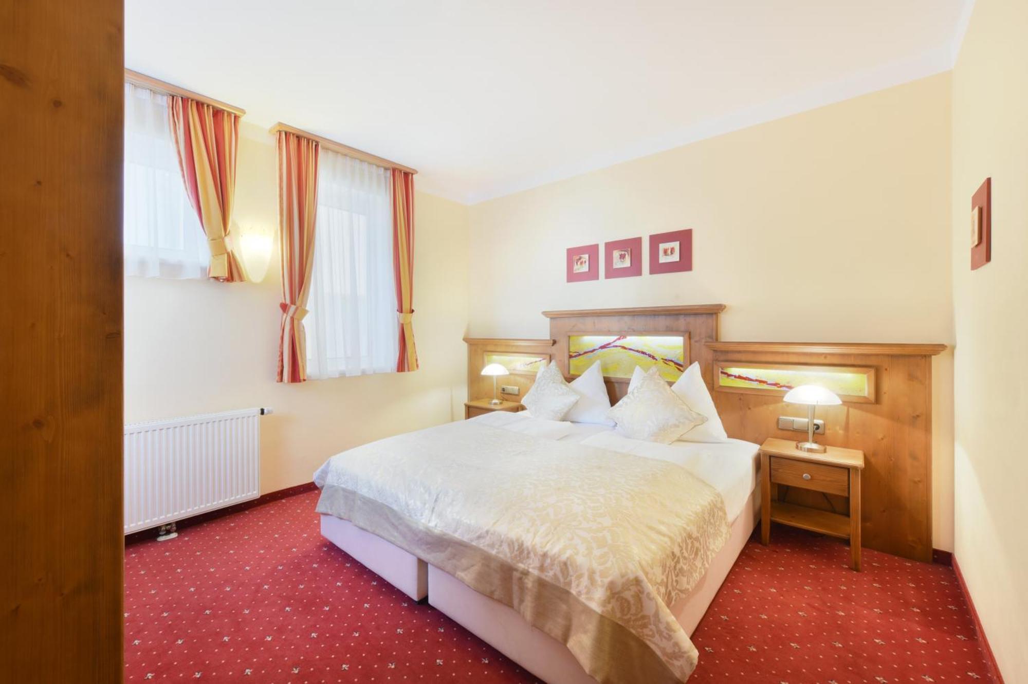 Cella Central Historic Boutique Hotel Τσελ αμ Ζέε Δωμάτιο φωτογραφία